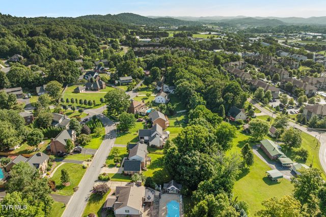 3507 Bondwood Circle, Johnson City, TN 37604