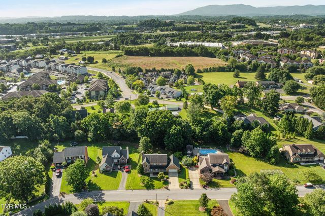 3507 Bondwood Circle, Johnson City, TN 37604