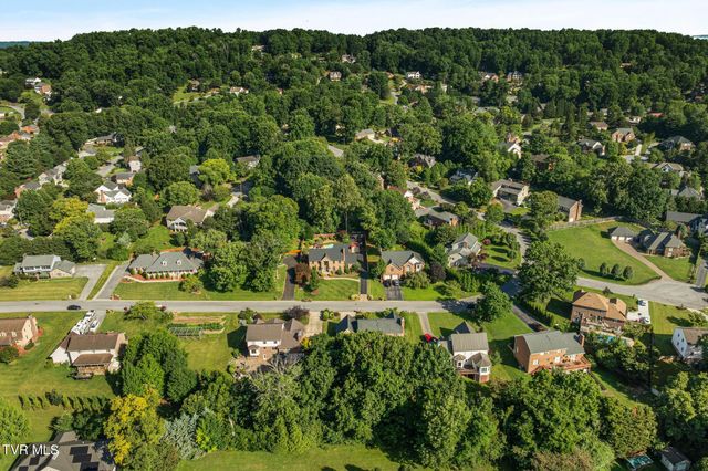 3507 Bondwood Circle, Johnson City, TN 37604