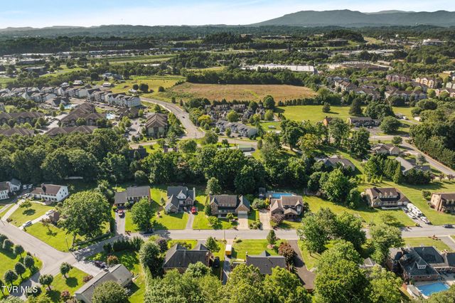 3507 Bondwood Circle, Johnson City, TN 37604