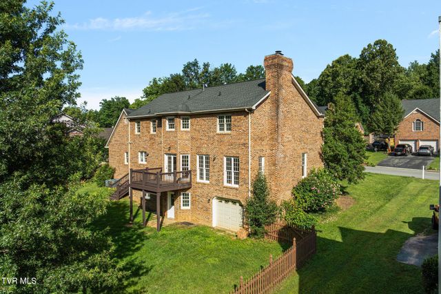 3507 Bondwood Circle, Johnson City, TN 37604