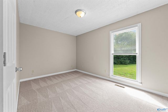 269 Ariel Drive NW, Harvest, AL 35749