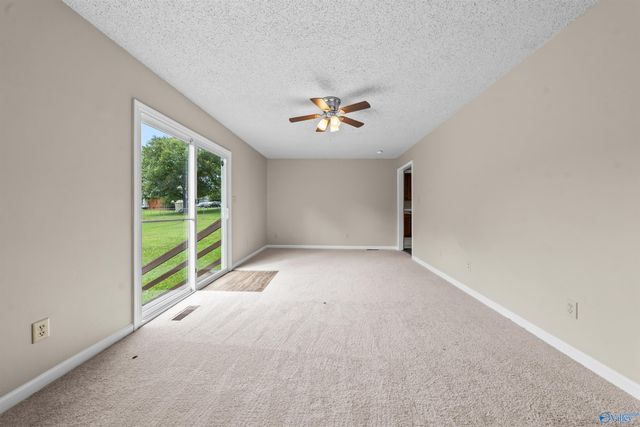 269 Ariel Drive NW, Harvest, AL 35749