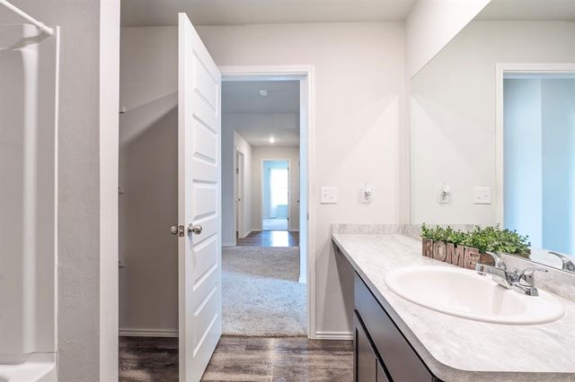 1400 Lexi Drive, Shawnee, OK 74804