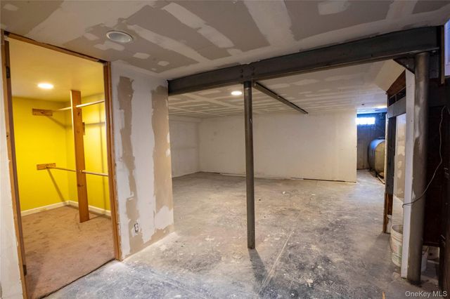 112-05 180th Street, Jamaica, NY 11433