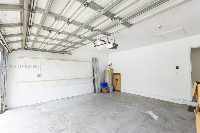30 NW 159th St, Miami, FL 33169
