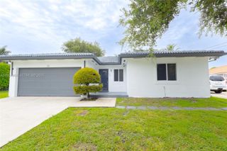 30 NW 159th St, Miami, FL 33169