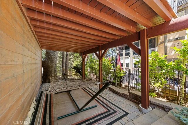447 Bay View Drive, Lake Arrowhead, CA 92352