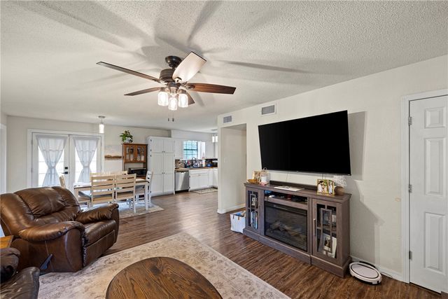 806 Ave 6 SE, Atkins, AR 72823