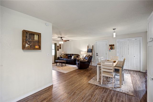806 Ave 6 SE, Atkins, AR 72823