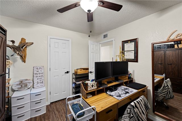 806 Ave 6 SE, Atkins, AR 72823