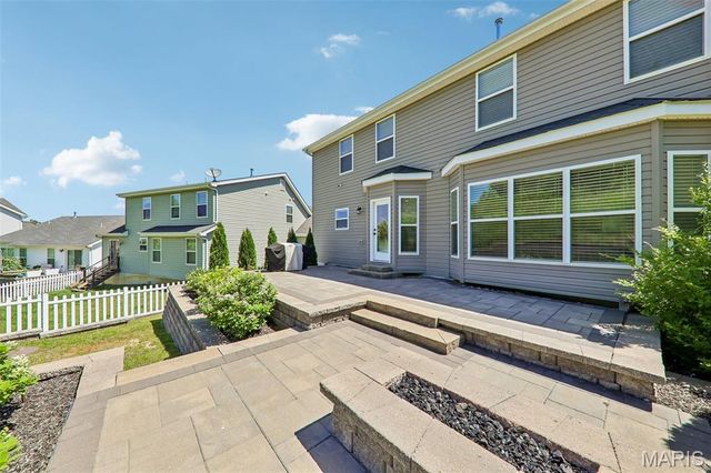 390 Timber Valley Trail, Fenton, MO 63026
