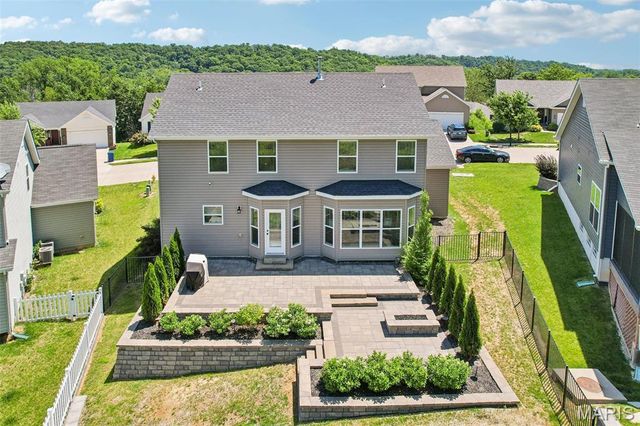 390 Timber Valley Trail, Fenton, MO 63026