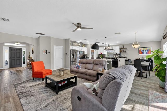 4714 INDEPENDENCE TRAIL, Leesburg, FL 34748