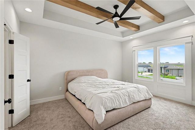11275 S Gleason Road, Olathe, KS 66061