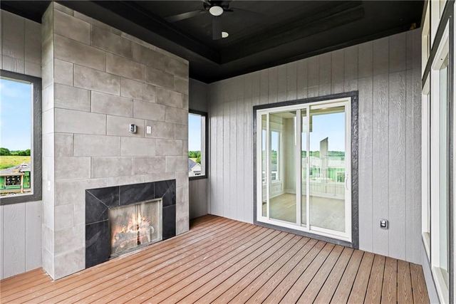 11275 S Gleason Road, Olathe, KS 66061