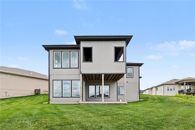 11275 S Gleason Road, Olathe, KS 66061