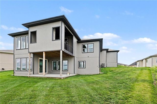 11275 S Gleason Road, Olathe, KS 66061