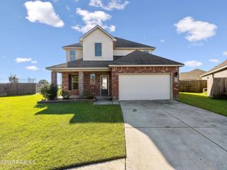 124 Jeanne Picard Drive, Maurice, LA 70555