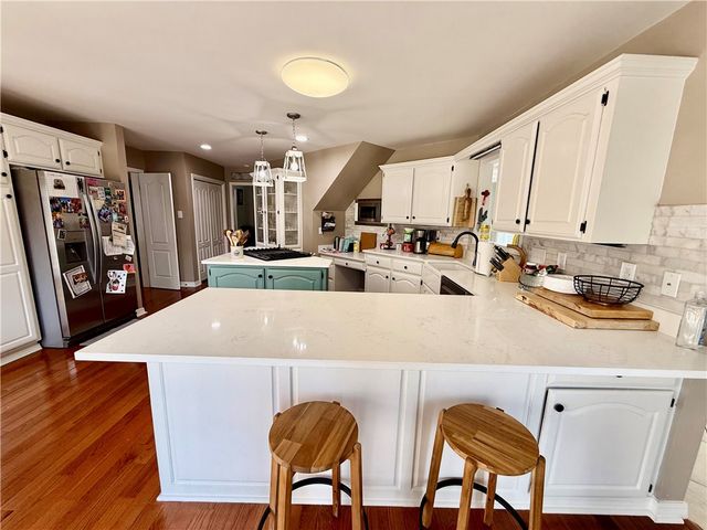 1506 Lands End Point South, Russellville, AR 72802