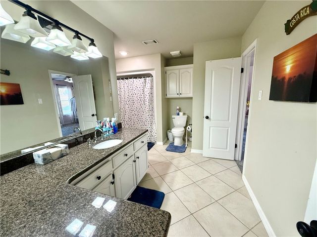 1506 Lands End Point South, Russellville, AR 72802