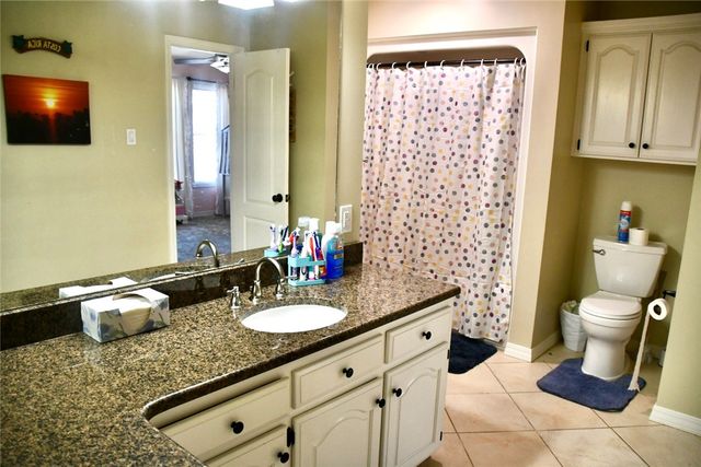 1506 Lands End Point South, Russellville, AR 72802