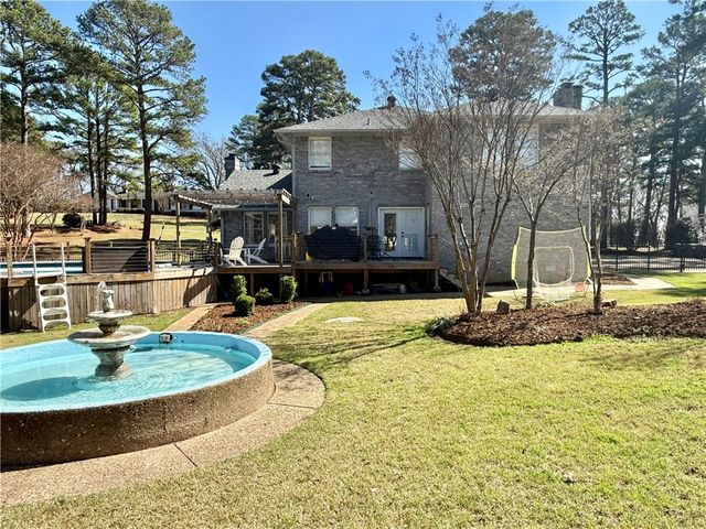 1506 Lands End Point South, Russellville, AR 72802