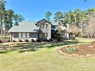 1506 Lands End Point South, Russellville, AR 72802