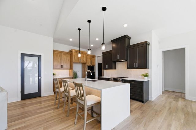 8263 W Mossy Stone, Maize, KS 67101
