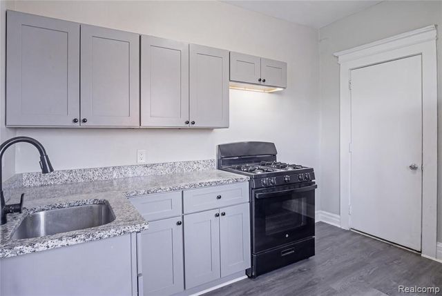 68 E Willis Street 10, Detroit, MI 48201