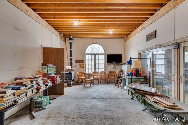 1591 W Fruitvale Road, Montague, MI 49437