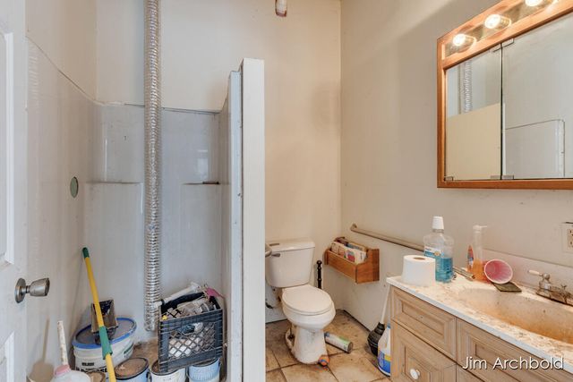 1591 W Fruitvale Road, Montague, MI 49437