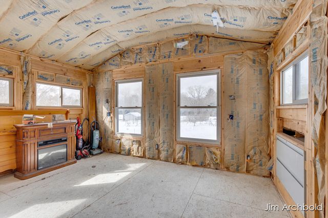 1591 W Fruitvale Road, Montague, MI 49437