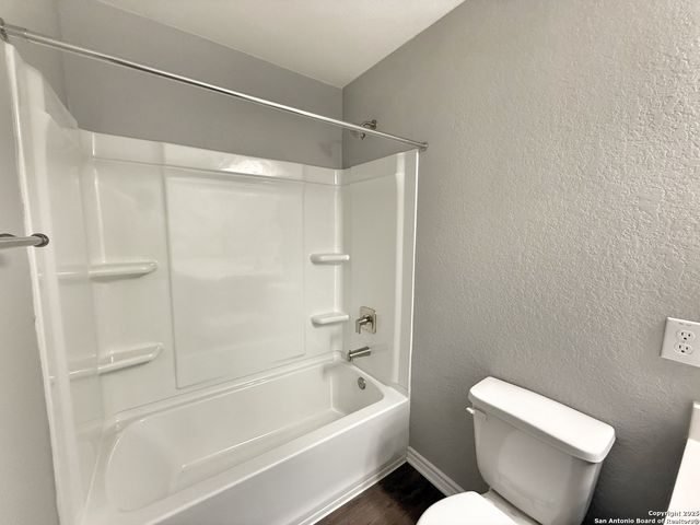 108 Bass Ln, New Braunfels, TX 78130