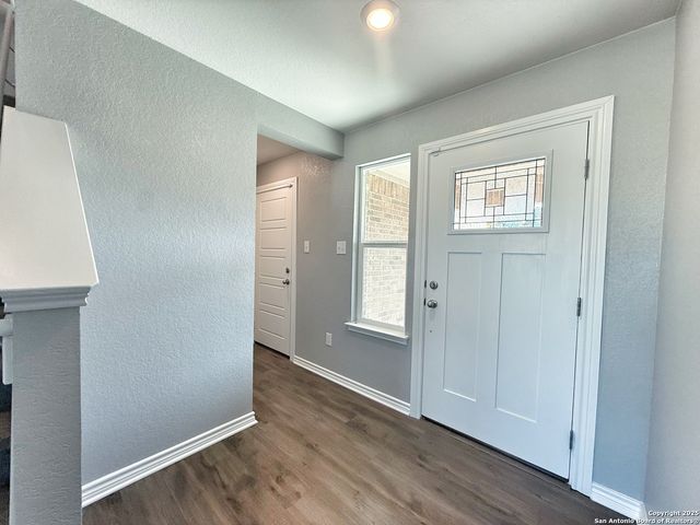 108 Bass Ln, New Braunfels, TX 78130