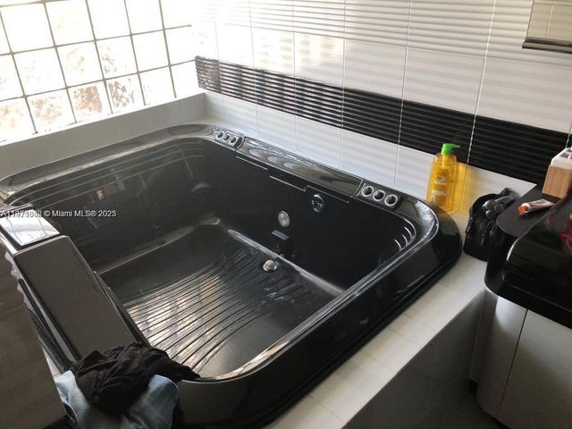 9810 NW 47th Ter 9810, Doral, FL 33178