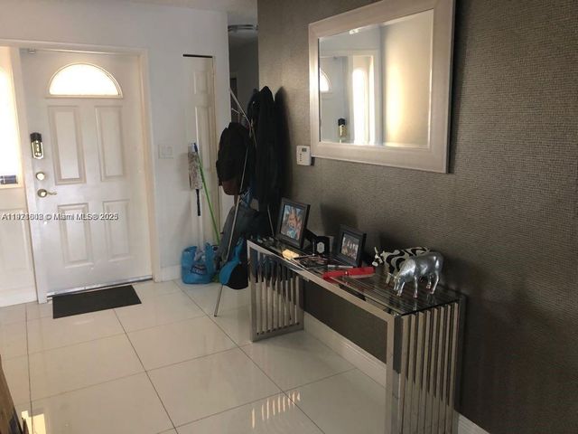 9810 NW 47th Ter 9810, Doral, FL 33178