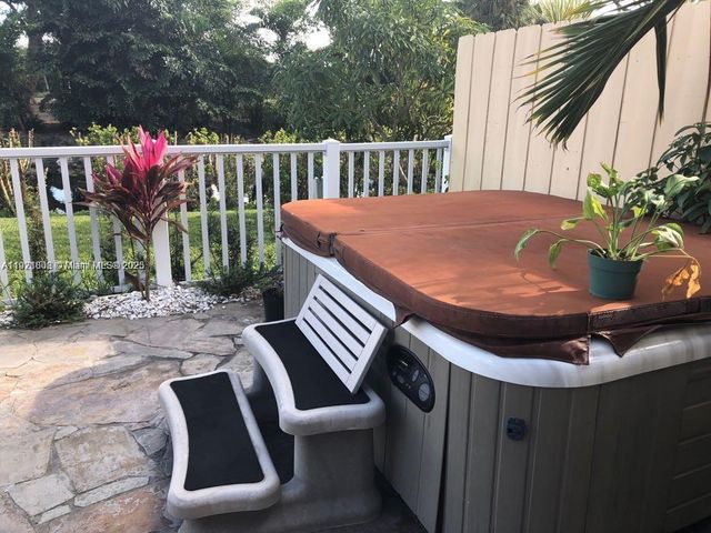 9810 NW 47th Ter 9810, Doral, FL 33178