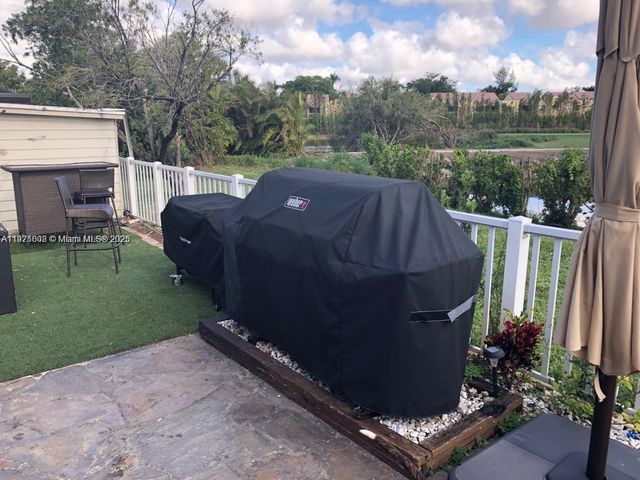 9810 NW 47th Ter 9810, Doral, FL 33178