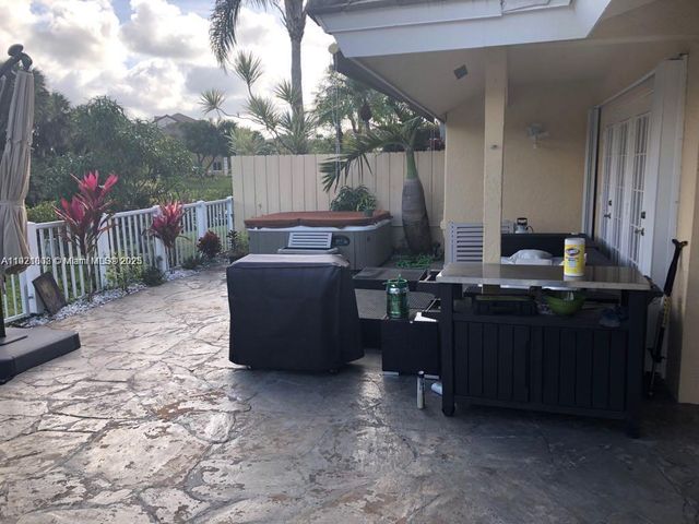 9810 NW 47th Ter 9810, Doral, FL 33178