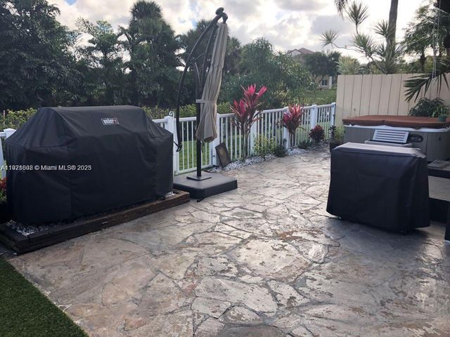 9810 NW 47th Ter 9810, Doral, FL 33178