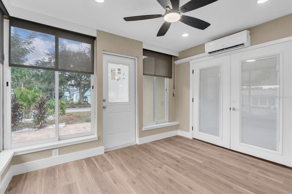 Image 21 of property listing at 10531 MEADOW HILL DRIVE, Port Richey, FL 34668