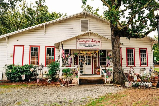 395 Winding Rose Drive, Hoschton, GA 30548