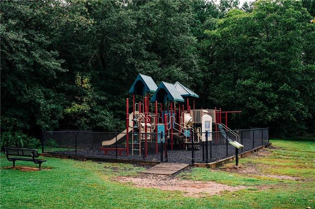 395 Winding Rose Drive, Hoschton, GA 30548