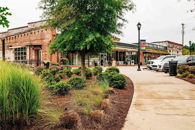 395 Winding Rose Drive, Hoschton, GA 30548