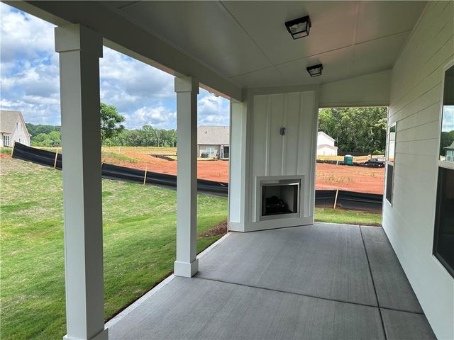 395 Winding Rose Drive, Hoschton, GA 30548