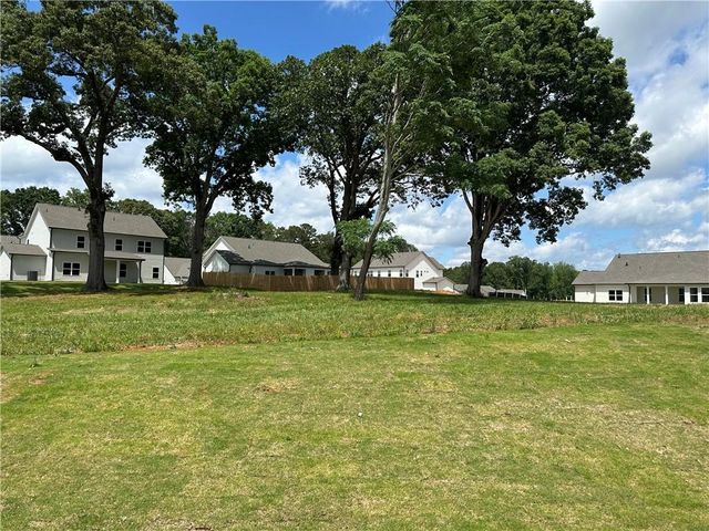 395 Winding Rose Drive, Hoschton, GA 30548