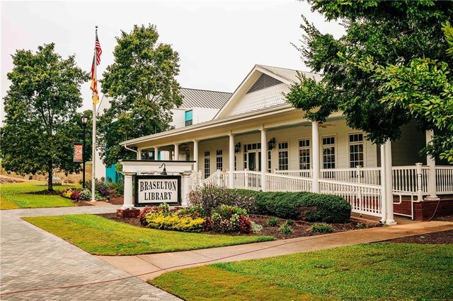 395 Winding Rose Drive, Hoschton, GA 30548