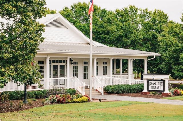 395 Winding Rose Drive, Hoschton, GA 30548