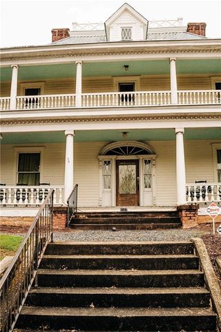 395 Winding Rose Drive, Hoschton, GA 30548